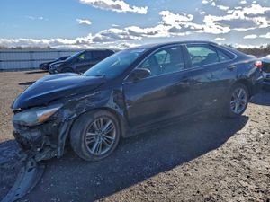 Toyota Camry LE 2.5L 4 2015