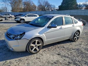 Ford Focus SES 2.0L 4 2010