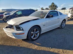 Ford Mustang GT 4.6L 8 2006