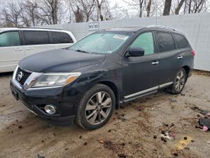 Nissan Pathfinder S 3.5L 6 2014