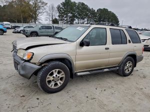 Nissan Pathfinder LE 3.5L 6 2001