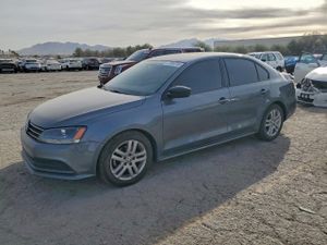 Volkswagen Jetta BASE 2 L 4 2015