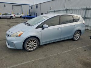Toyota Prius 1.8L 4 2013