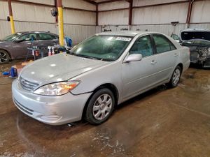 Toyota Camry LE 2.4L 4 2002