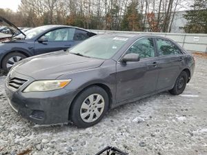 Toyota Camry BASE 2.5L 4 2011