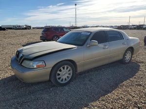 Lincoln Town Car SIGNATURE LIMITED 4.6L 8 2010