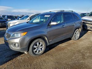 Kia Sorento LX 2.4L 4 2013