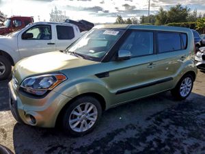 Kia Soul 2.0L 4 2012