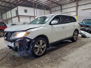 Nissan Pathfinder S 3.5L 6 2013