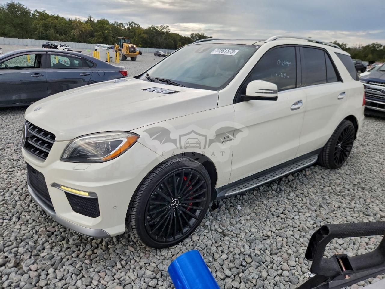 Mercedes-Benz ML 63 AMG 5.5L 8 2012