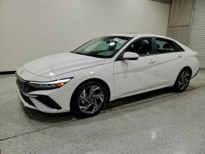 Hyundai Elantra SEL 2.0L 4 2025