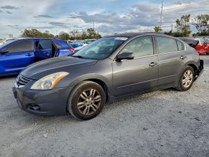 Nissan Altima BASE 2.5L 4 2010