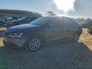 Volkswagen Jetta SE 2.5L 5 2012