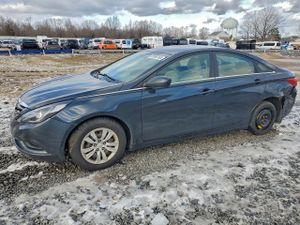 Hyundai Sonata GLS 2.4L 4 2013