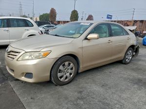 Toyota Camry BASE 2.5L 4 2010