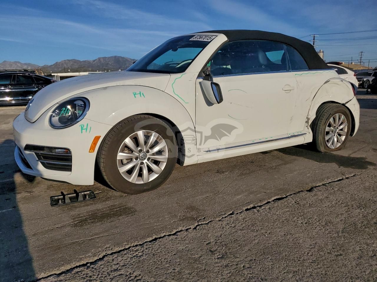 Volkswagen Beetle S 2.0L 4 2019