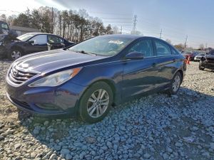 Hyundai Sonata GLS 2.4L 4 2013