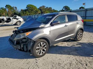 Kia Sportage LX 2.4L 4 2015