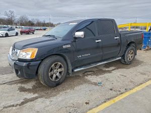 Nissan Titan S 5.6L 8 2011