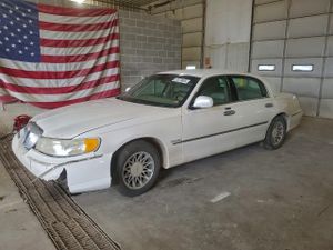Lincoln Town Car SIGNATURE 4.6L 8 2001