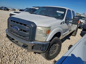 Ford F-250 SUPER DUTY 6.7L 8 2013