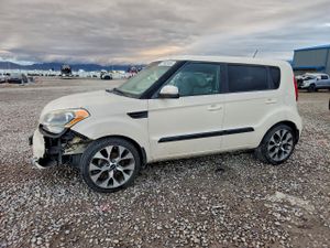 Kia Soul + 2.0L 4 2013