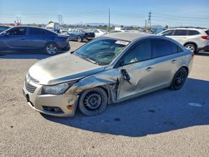 Chevrolet Cruze LS 1.8L 4 2013
