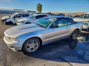 Ford Mustang 4.0L 6 2010