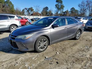 Toyota Camry LE 2.5L 4 2015