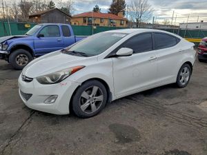 Hyundai Elantra GLS 1.8L 4 2013