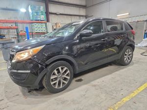 Kia Sportage LX 2.4L 4 2015