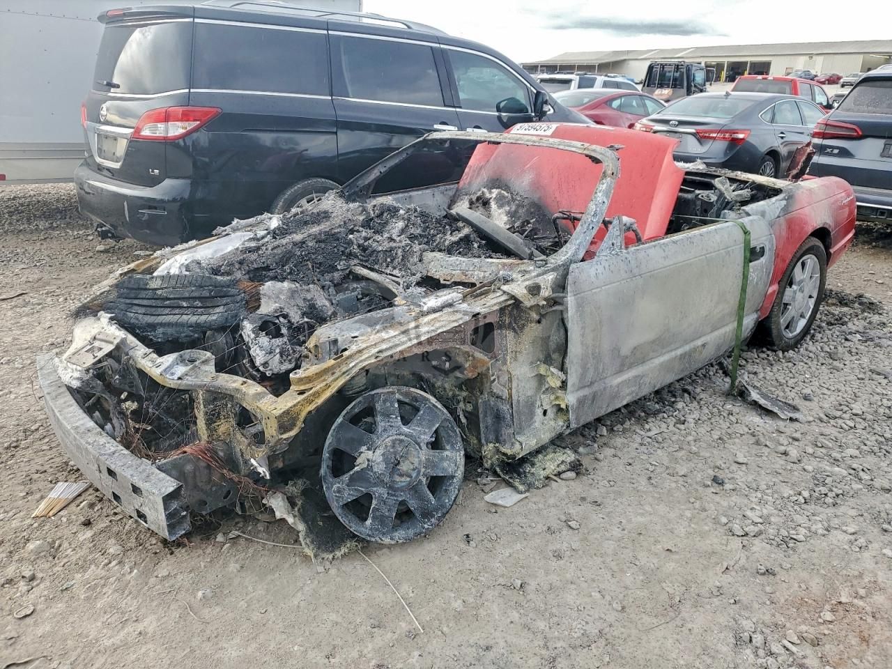 Ford Thunderbird 3.9L 8 2002