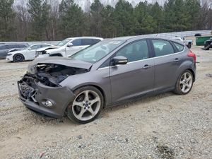Ford Focus TITANIUM 2.0L 4 2014
