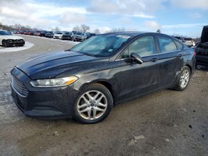 Ford Fusion SE 2.5L 4 2013