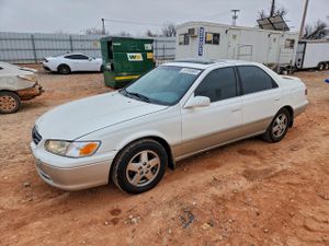 Toyota Camry CE 3.0L 6 2001