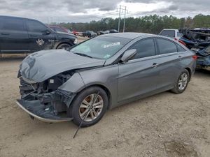 Hyundai Sonata GLS 2.4L 4 2013