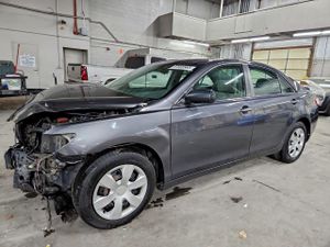 Toyota Camry BASE 2.5L 4 2011