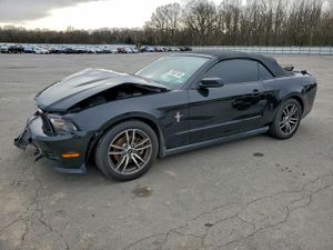 Ford Mustang 3.7L 6 2012