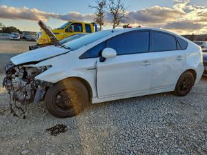 Toyota Prius 1.8L 4 2013