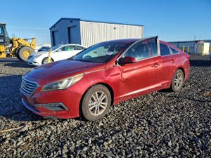 Hyundai Sonata SE 2.4L 4 2015