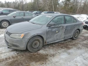 Volkswagen Jetta BASE 2.0L 4 2013