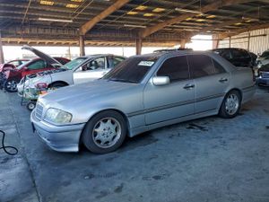 Mercedes-Benz C 230 2.3L 4 2000