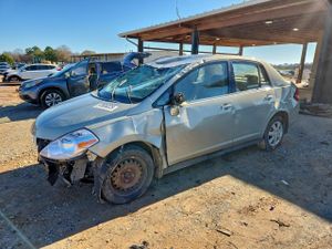 Nissan Versa S 1.8L 4 2007