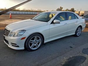 Mercedes-Benz E 350 4MATIC 3.5L 6 2013