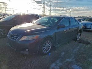 Toyota Camry BASE 2.5L 4 2011