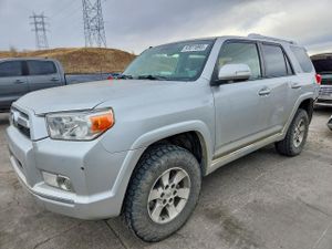 Toyota 4Runner SR5 4.0L 6 2013