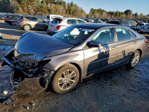 Toyota Camry LE 2.5L 4 2015