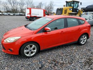 Ford Focus SE 2.0L 4 2014