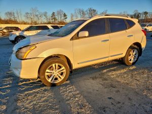 Nissan Rogue S 2.5L 4 2012