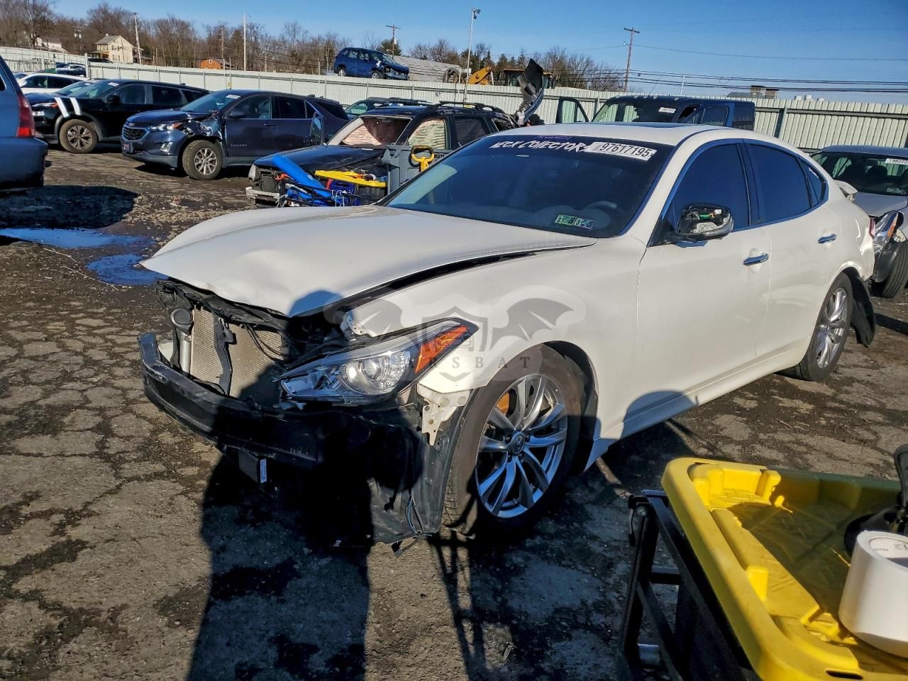 Infiniti Q70 3.7 3.7L 6 2015